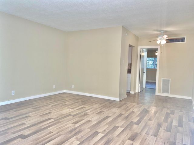 2303 S Federal Highway 1, Boynton Beach, FL 33435