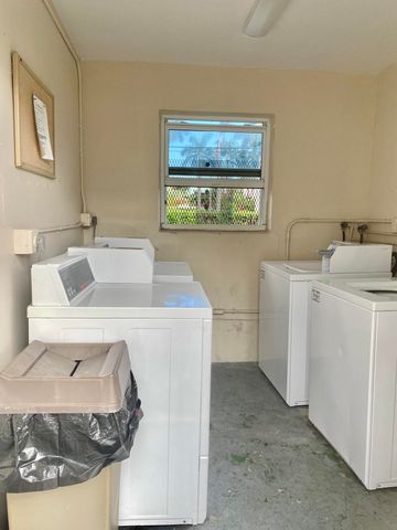 2303 S Federal Highway 1, Boynton Beach, FL 33435