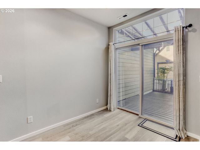 768 Ne 70TH Ave, Hillsboro, OR 97124