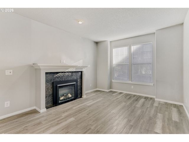 768 Ne 70TH Ave, Hillsboro, OR 97124