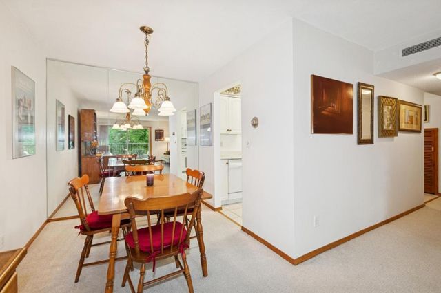 2240 Midland Grove Road 201, Roseville, MN 55113