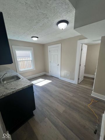 3236 Graceland Avenue, Indianapolis, IN 46208