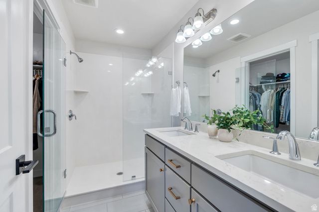 11463 S WILLOW WALK DR, South Jordan, UT 84009