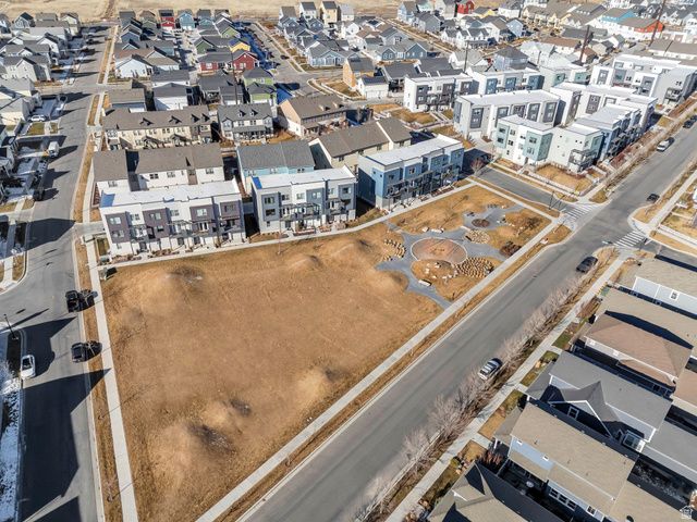 11463 S WILLOW WALK DR, South Jordan, UT 84009