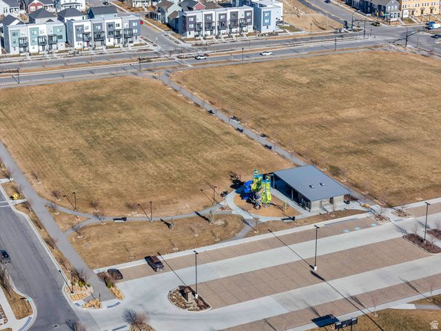 11463 S WILLOW WALK DR, South Jordan, UT 84009