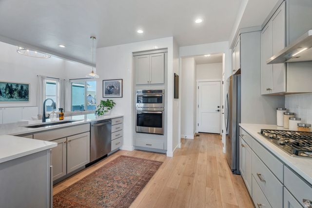 11463 S WILLOW WALK DR, South Jordan, UT 84009