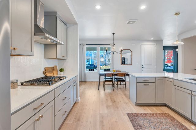 11463 S WILLOW WALK DR, South Jordan, UT 84009