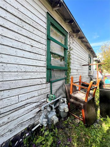 2601 Lucinda Street, Houston, TX 77004