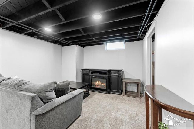 2351 Medford Street, Trenton, MI 48183