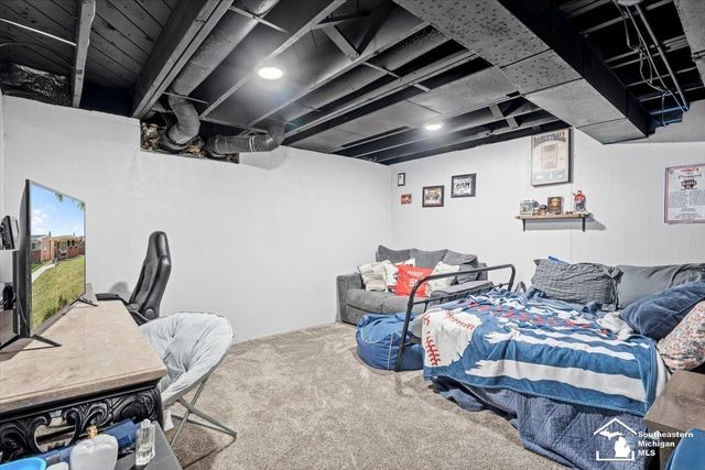 2351 Medford Street, Trenton, MI 48183