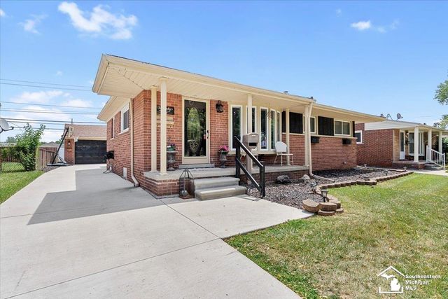 2351 Medford Street, Trenton, MI 48183