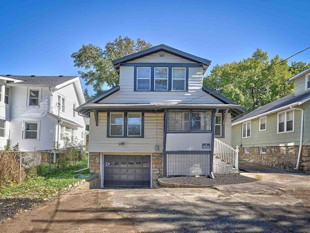 5528 Woodland Avenue, Kansas City, MO 64110