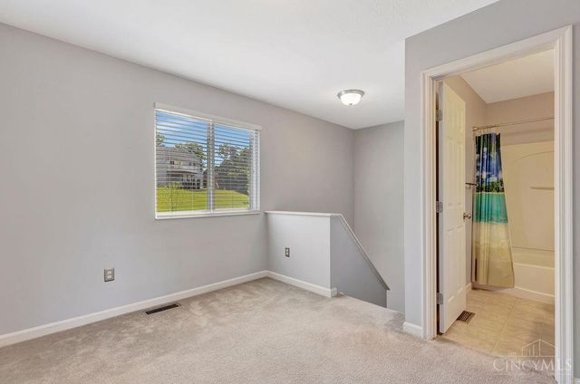 126 Regatta Drive, New Richmond, OH 45157