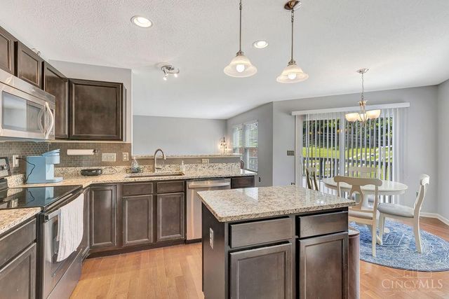 126 Regatta Drive, New Richmond, OH 45157