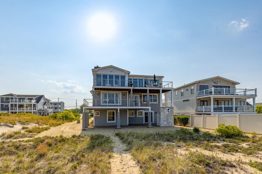 9 Merrimac Street, Seabrook, NH 03874
