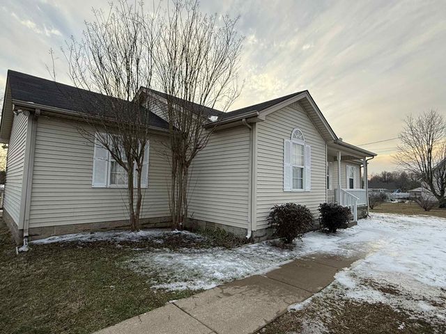 6133 Lee Ave, Murfreesboro, TN 37129