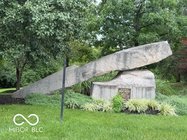 1376 Broyles Lane, Indianapolis, IN 46231