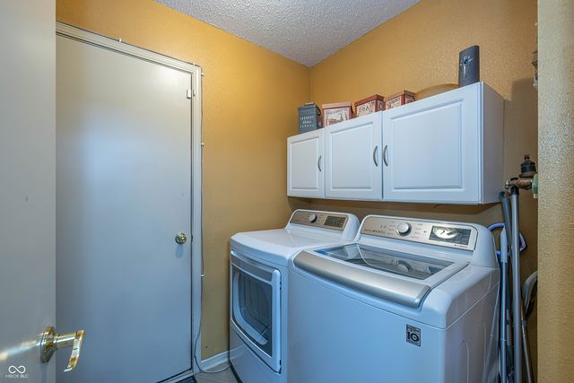1376 Broyles Lane, Indianapolis, IN 46231