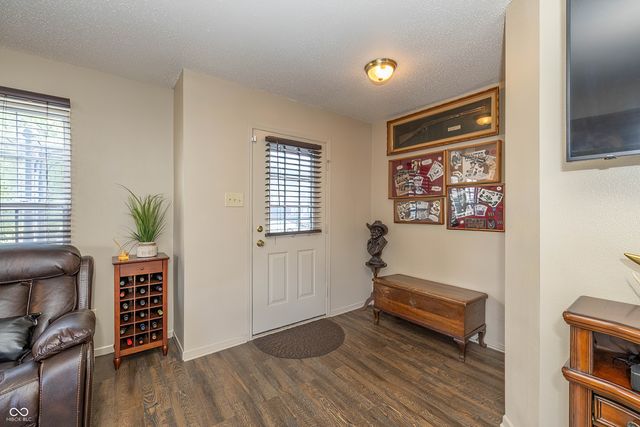 1376 Broyles Lane, Indianapolis, IN 46231