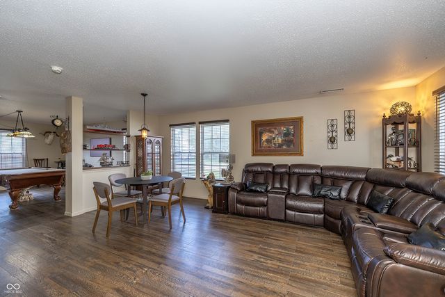 1376 Broyles Lane, Indianapolis, IN 46231