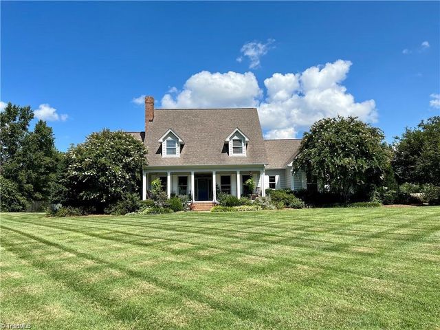 122 Carousel Lane, Stokesdale, NC 27357