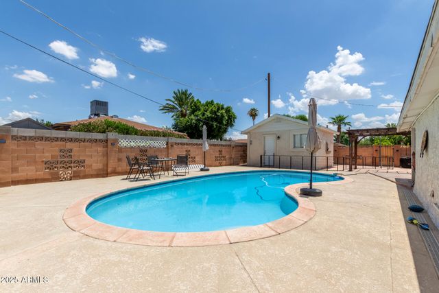 4025 N 81st Street, Scottsdale, AZ 85251