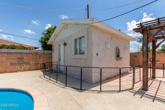 4025 N 81st Street, Scottsdale, AZ 85251