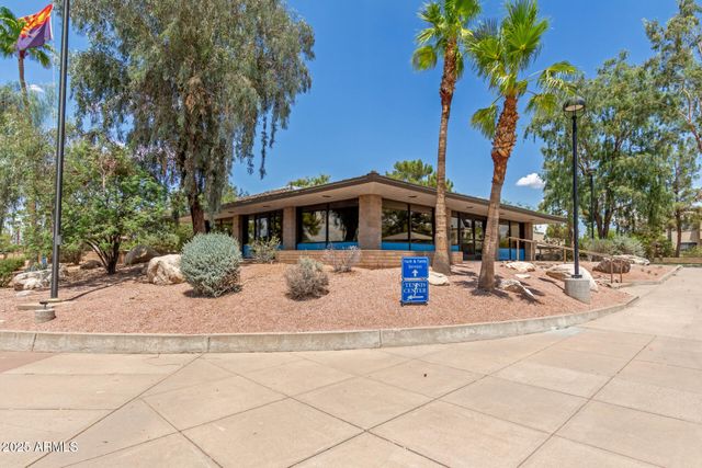 4025 N 81st Street, Scottsdale, AZ 85251