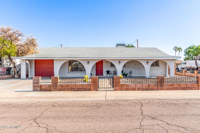 4025 N 81st Street, Scottsdale, AZ 85251