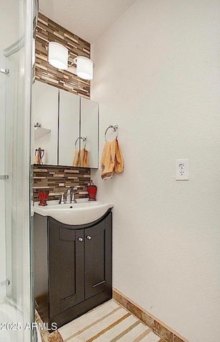 4025 N 81st Street, Scottsdale, AZ 85251