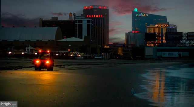 101 S RALEIGH AVE, Atlantic City, NJ 08401