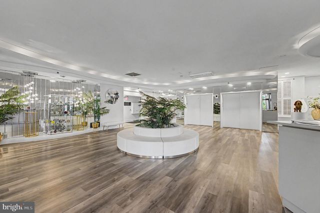 101 S RALEIGH AVE, Atlantic City, NJ 08401