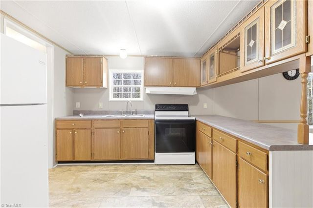 670 Foxwood Road, Madison, NC 27025