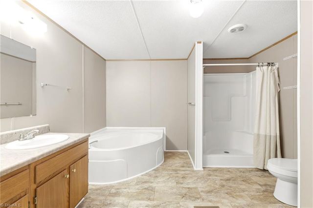 670 Foxwood Road, Madison, NC 27025