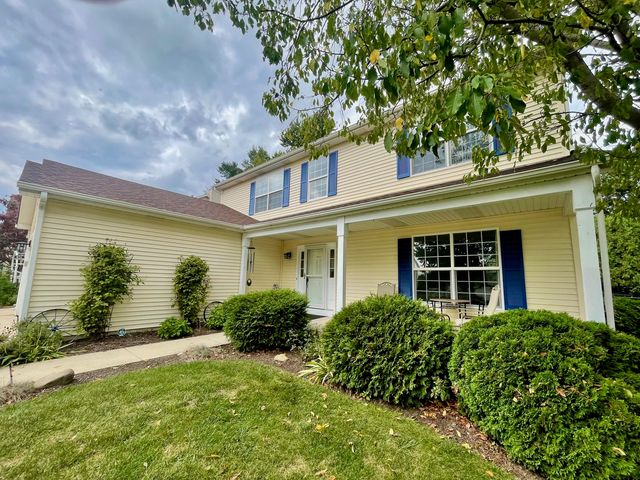 1804 Redwood Lane, Mchenry, IL 60051