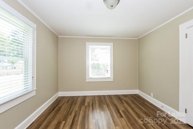 604 Robertson Avenue, Charlotte, NC 28208