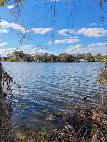 7328 E BANK DRIVE, Tampa, FL 33617