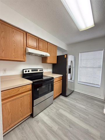 7328 E BANK DRIVE, Tampa, FL 33617