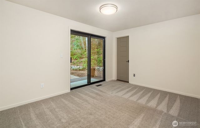 25112 SE 17th Street, Sammamish, WA 98075