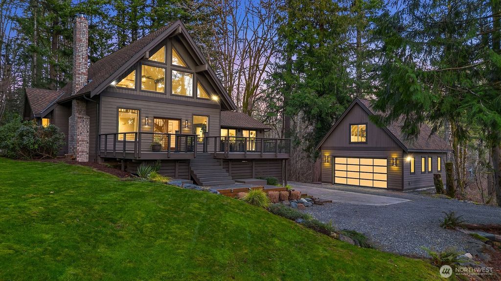 25112 SE 17th Street, Sammamish, WA 98075
