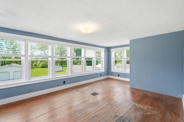 204 Washington Avenue 204 Washington Avenue, Bellefontaine, OH 43311