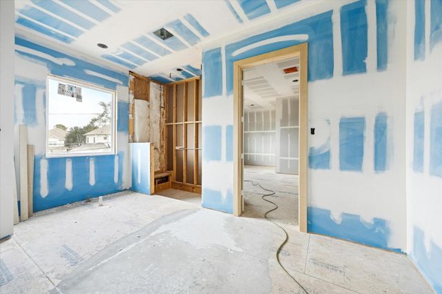 1710 Chantilly Lane, Houston, TX 77018