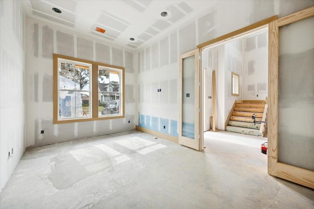 1710 Chantilly Lane, Houston, TX 77018