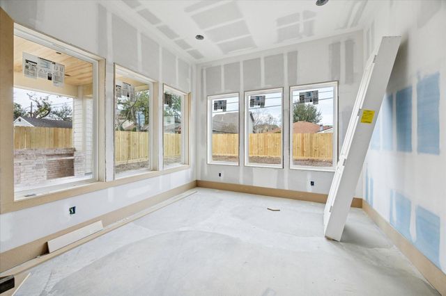 1710 Chantilly Lane, Houston, TX 77018