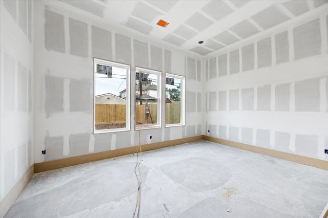 1710 Chantilly Lane, Houston, TX 77018