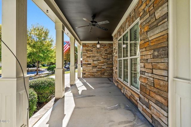 409 Wanderview Lane, Holly Springs, NC 27540