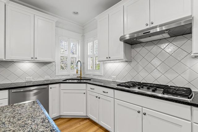 409 Wanderview Lane, Holly Springs, NC 27540