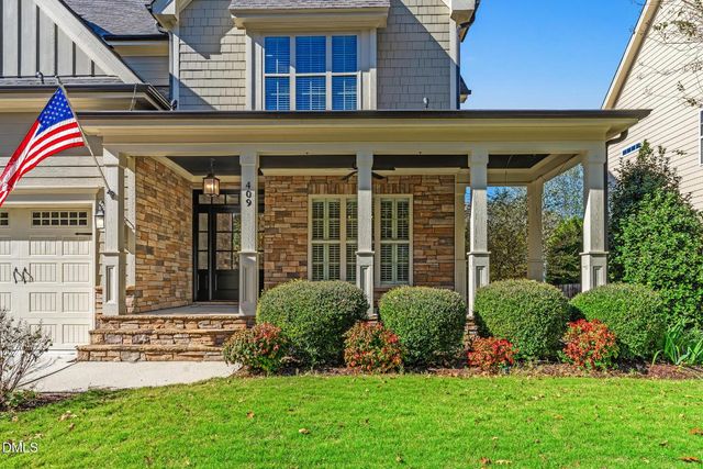 409 Wanderview Lane, Holly Springs, NC 27540