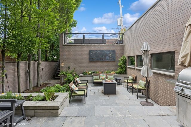 1842 N Wolcott Avenue, Chicago, IL 60622