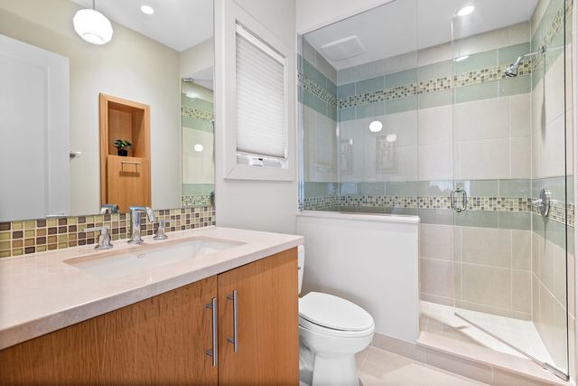 1842 N Wolcott Avenue, Chicago, IL 60622